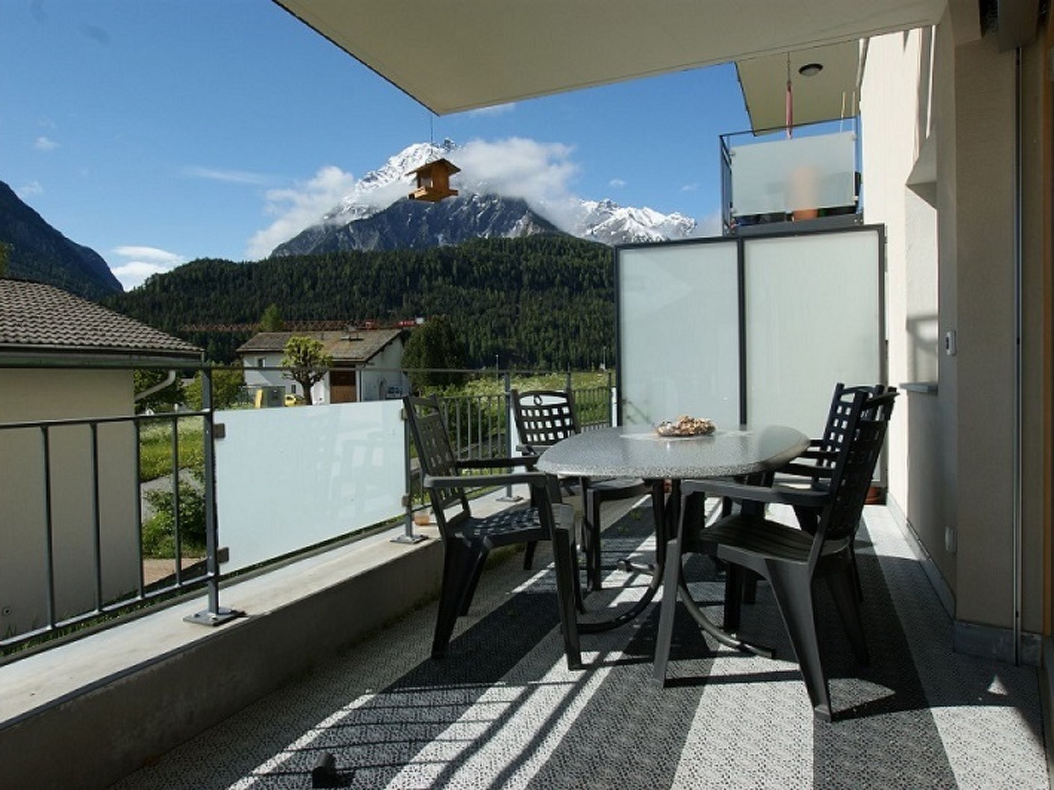 Foto 16 - Apartamento de 2 habitaciones en Scuol con vistas a la montaña