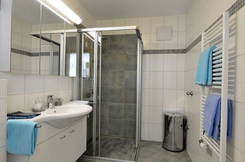 Foto 15 - Apartamento de 2 quartos em Scuol