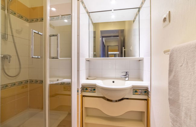 Apartamento de 3 quartos em Grimaud com piscina e jardim - Foto 14