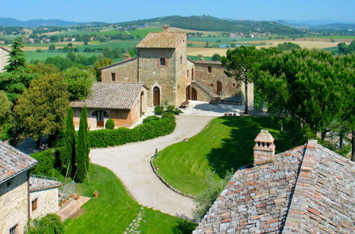 Foto 5 - Casa con 1 camera da letto a Marsciano con piscina e giardino