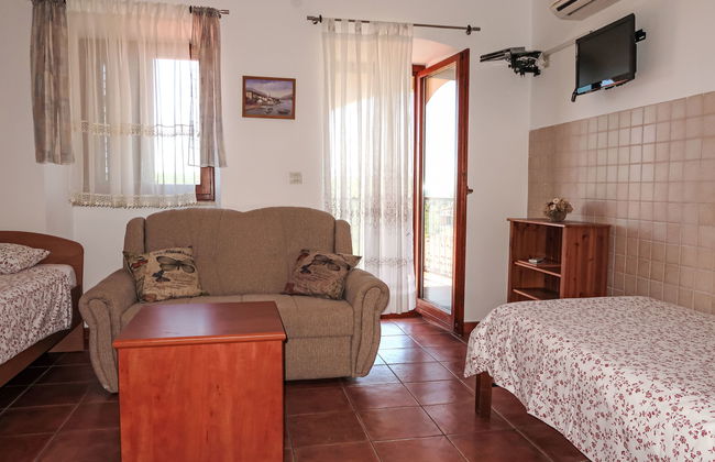 Casa de 6 quartos em Labin com piscina privada e jardim - Foto 16