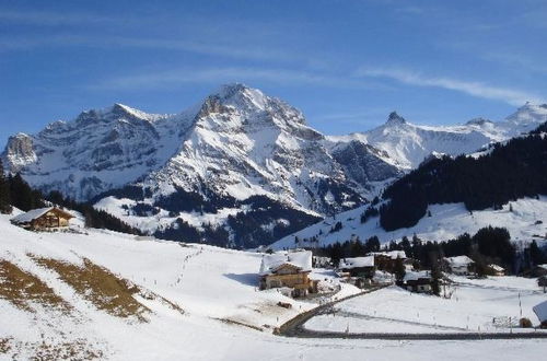 Photo 8 - Appartement de 2 chambres à Adelboden avec jardin