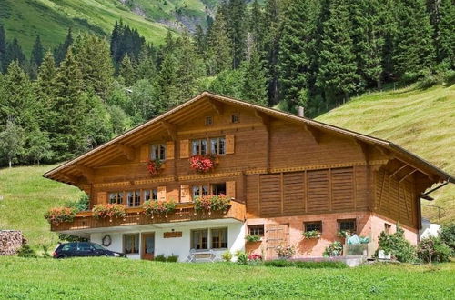 Foto 2 - Appartamento con 2 camere da letto a Adelboden con giardino