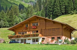 Photo 2 - Appartement de 2 chambres à Adelboden avec jardin