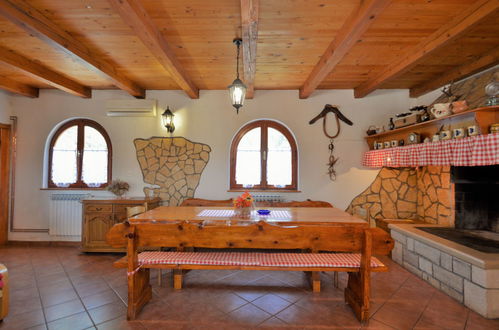 Photo 10 - 1 bedroom House in Kanfanar with private pool and sea view