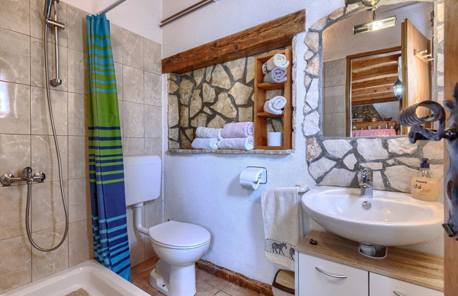 Casa de 2 quartos em Kanfanar com piscina e jardim - Foto 34