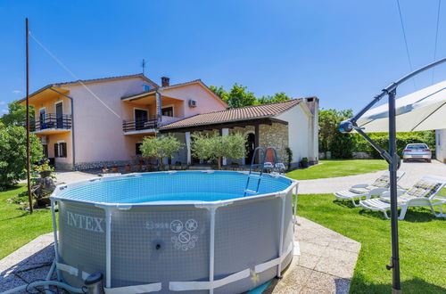 Foto 1 - Casa de 1 quarto em Kanfanar com piscina e jardim