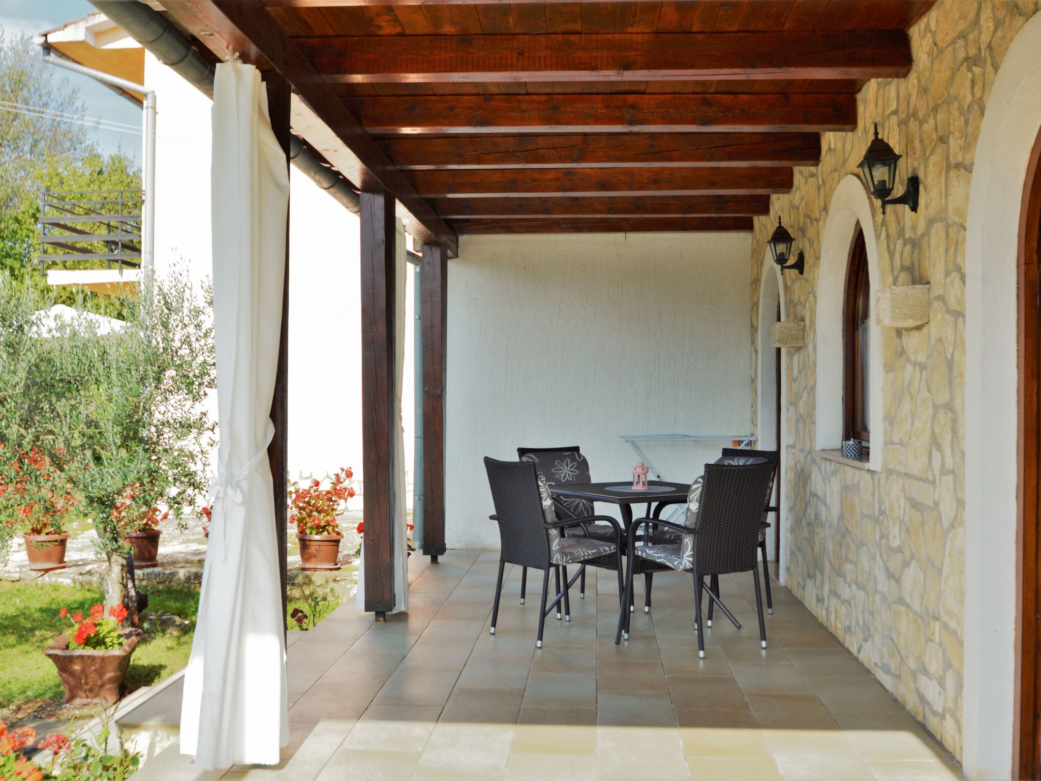 Photo 7 - Maison de 1 chambre à Kanfanar avec piscine privée et jardin