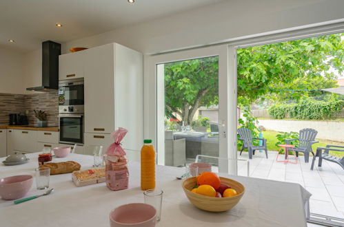 Photo 10 - Maison de 3 chambres à Royan avec jardin et terrasse