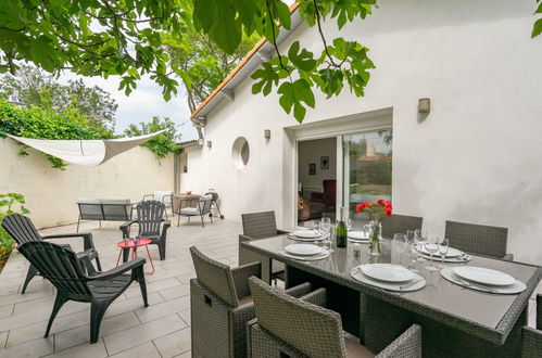 Photo 1 - Maison de 3 chambres à Royan avec terrasse et vues à la mer