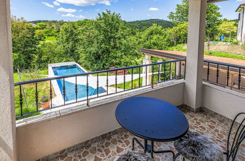 Foto 39 - Casa con 2 camere da letto a Cerovlje con piscina privata e giardino