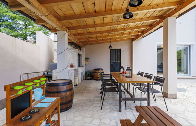Casa de 4 quartos em Cerovlje com piscina privada e jardim - Foto 13