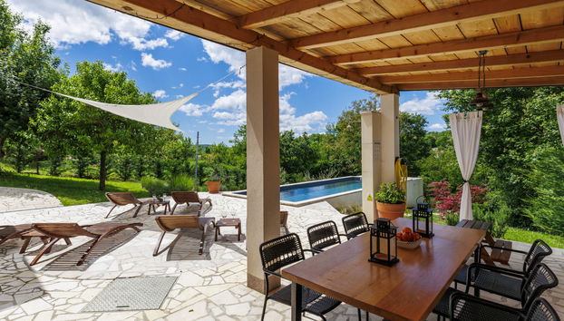 Casa de 4 quartos em Cerovlje com piscina privada e jardim - Foto 2