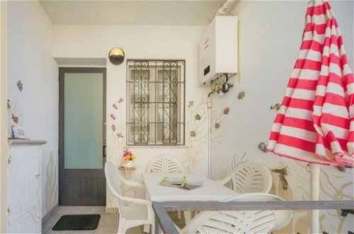 Foto 14 - Apartment mit 2 Schlafzimmern in Viareggio mit terrasse und blick aufs meer