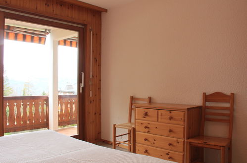 Photo 20 - 1 bedroom Apartment in Ollon with garden