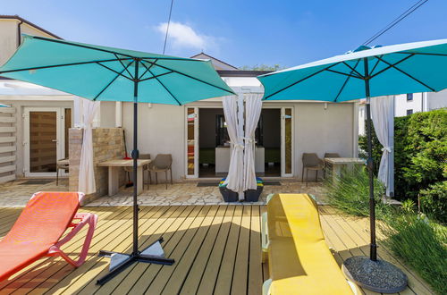 Photo 5 - Apartment in Umag with swimming pool and garden