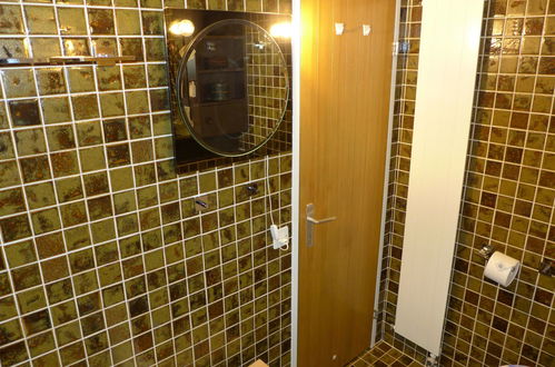 Foto 16 - Apartamento em Crans-Montana com piscina e sauna