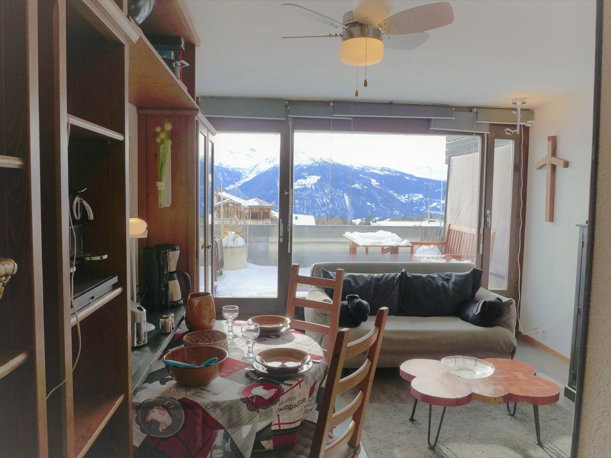 Foto 8 - Apartamento en Crans-Montana con piscina y vistas a la montaña