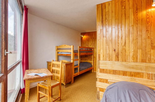 Foto 20 - Appartamento con 3 camere da letto a Les Belleville con vista sulle montagne