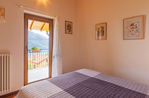 Foto 14 - Haus mit 2 Schlafzimmern in Pianello del Lario mit garten und blick auf die berge