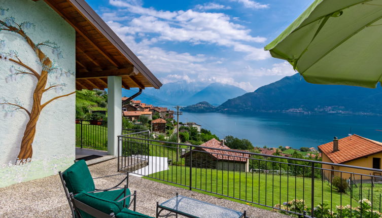 Photo 1 - Maison de 2 chambres à Pianello del Lario avec jardin et vues sur la montagne