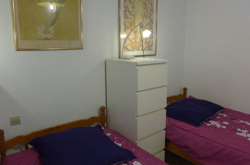 Foto 16 - Appartamento con 2 camere da letto a Nizza con vista mare