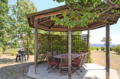 Photo 25 - Maison de 4 chambres à Cucuron avec piscine privée et jardin