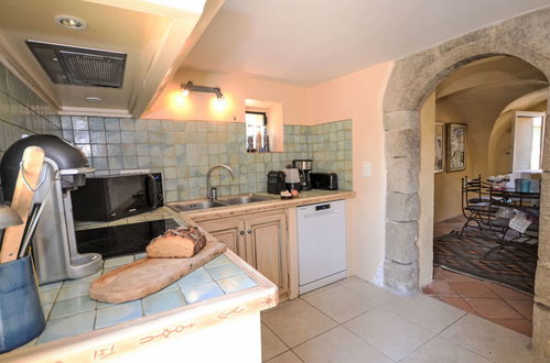 Photo 14 - 4 bedroom House in Cucuron with private pool and garden