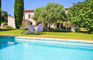 Foto 1 - Casa de 4 quartos em Cucuron com piscina privada e jardim