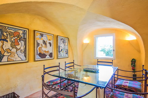 Photo 9 - 4 bedroom House in Cucuron with private pool and garden