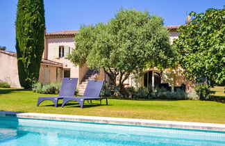 Photo 1 - Maison de 4 chambres à Cucuron avec piscine privée et jardin