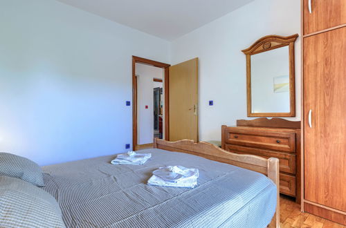 Photo 31 - Maison de 6 chambres à Pula avec piscine privée et jardin