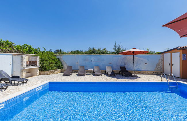 Maison de 7 chambres à Pula avec piscine privée et jardin - Photo 22