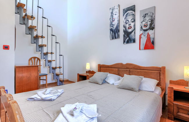 Maison de 7 chambres à Pula avec piscine privée et jardin - Photo 31