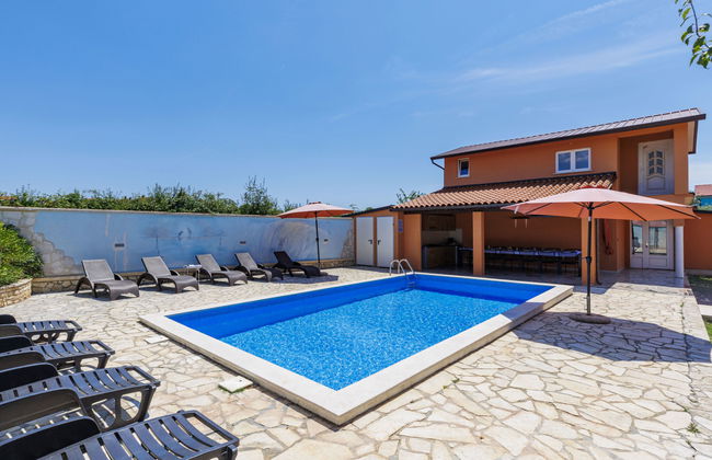 Maison de 7 chambres à Pula avec piscine privée et jardin - Photo 23