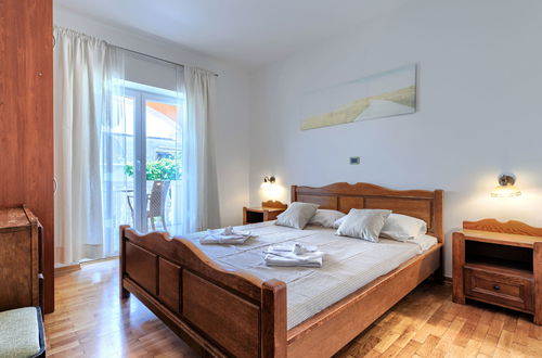 Photo 23 - Maison de 6 chambres à Pula avec piscine privée et jardin