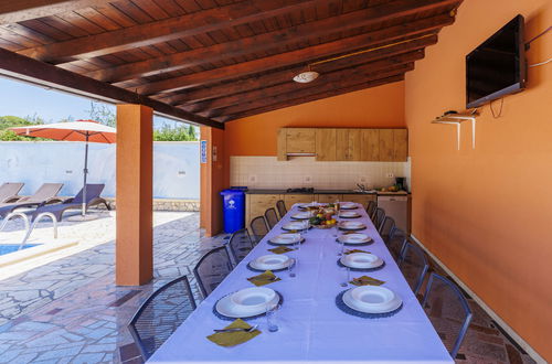 Photo 16 - Maison de 6 chambres à Pula avec piscine privée et jardin