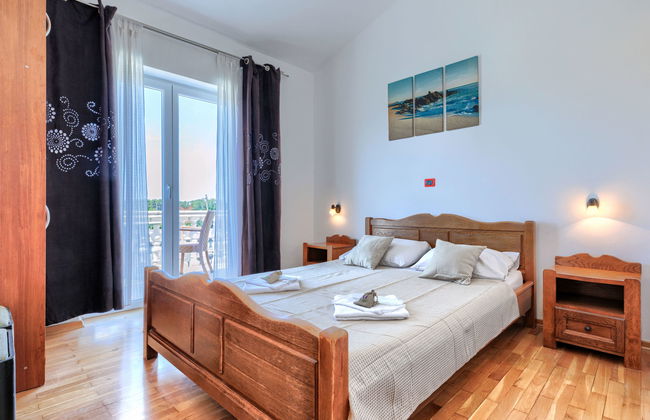 Maison de 7 chambres à Pula avec piscine privée et jardin - Photo 5