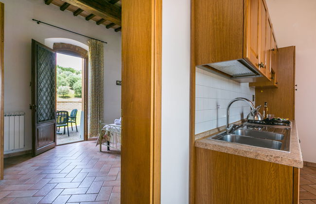 Apartamento de 2 quartos em Capraia e Limite com piscina e jardim - Foto 18
