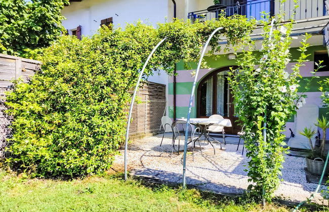 Apartamento de 1 quarto em La Morra com piscina e jardim - Foto 1