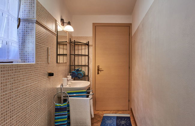 3 bedroom House in Gravedona ed Uniti with garden and terrace - Photo 25
