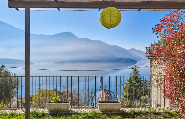 3 bedroom House in Gravedona ed Uniti with garden and terrace - Photo 32