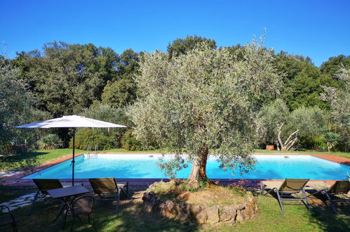 Foto 7 - Appartamento con 2 camere da letto a Siena con piscina e giardino