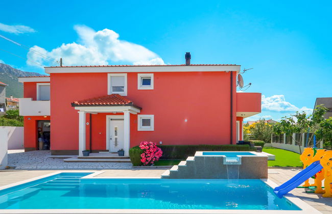 Casa de 6 quartos em Kaštela com piscina privada e jardim - Foto 1