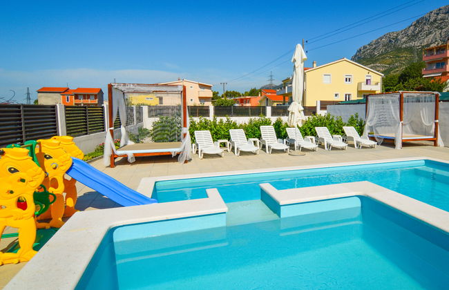 Casa de 6 quartos em Kaštela com piscina privada e jardim - Foto 4