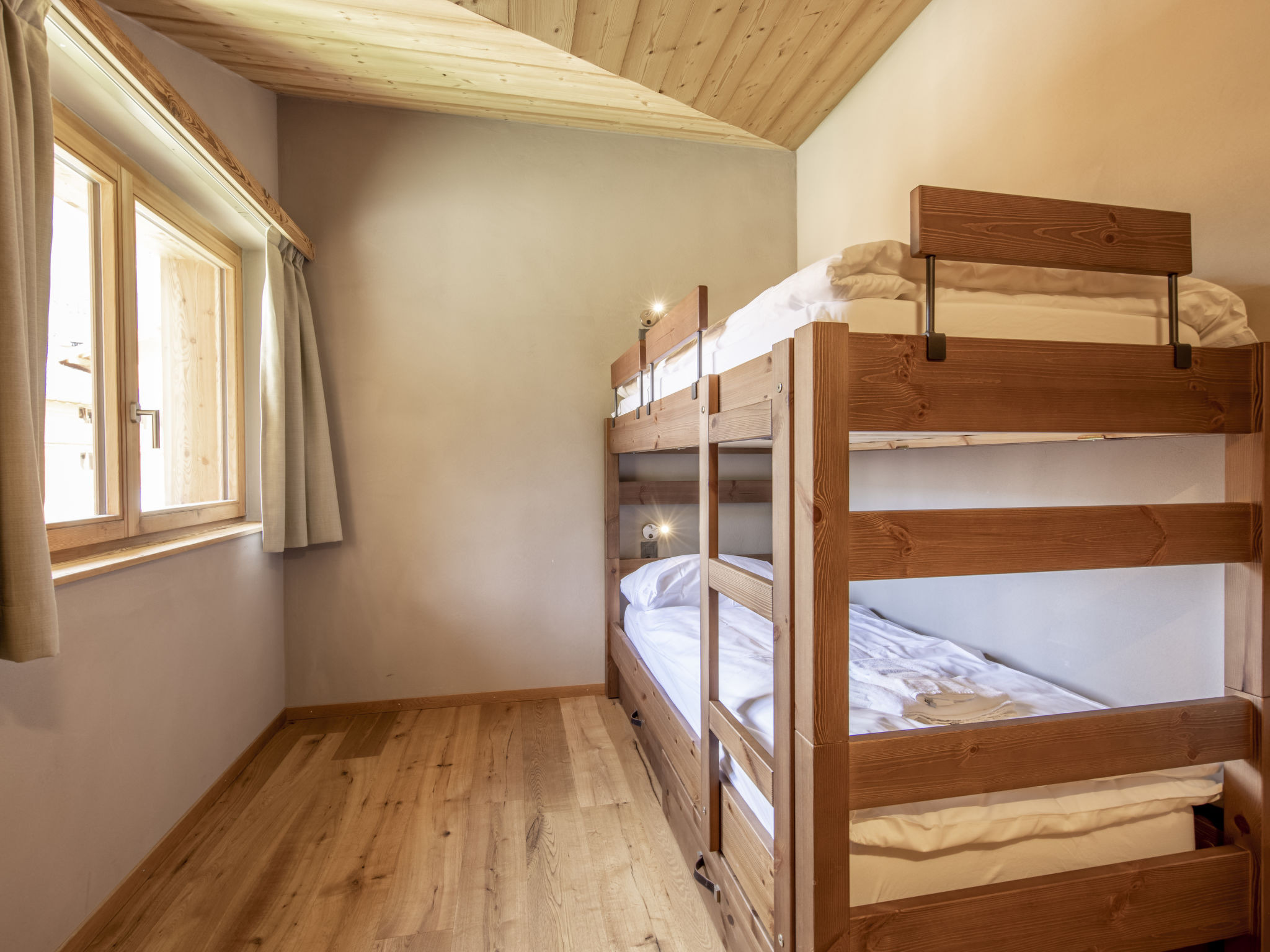 Foto 8 - Appartamento con 3 camere da letto a Anniviers con vista sulle montagne