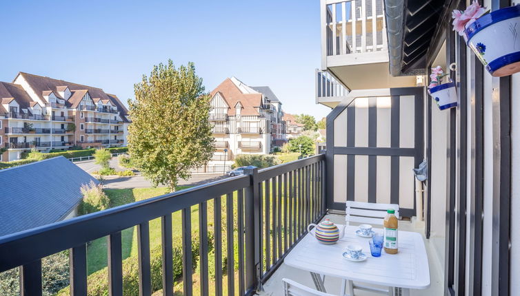 Foto 1 - Apartamento de 1 habitación en Cabourg con vistas al mar