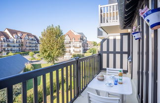 Foto 1 - Apartamento de 1 habitación en Cabourg con vistas al mar