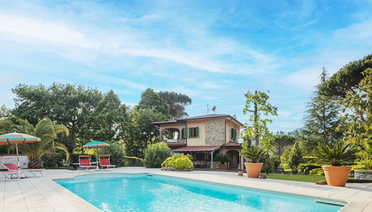 Foto 1 - Casa de 3 habitaciones en Camaiore con piscina privada y vistas al mar