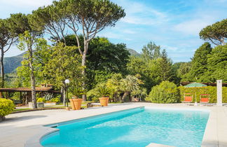 Foto 3 - Casa de 3 quartos em Camaiore com piscina privada e jardim